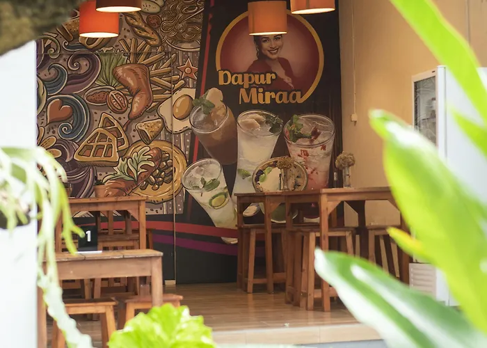 Miraa & Resto デンパサール